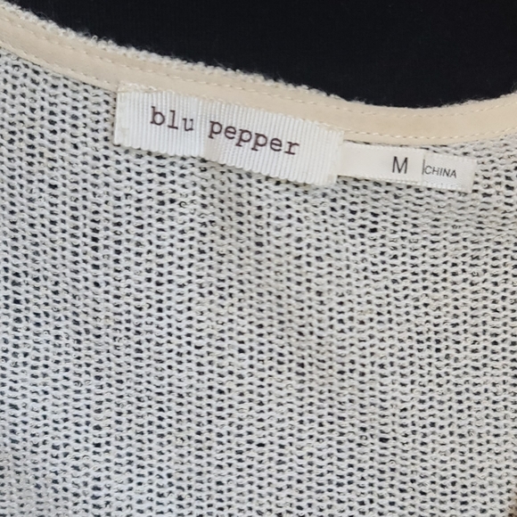 Blue Pepper Ivory Knit Sleeveless Tank Top with Lace Trim - Picture 5 of 7